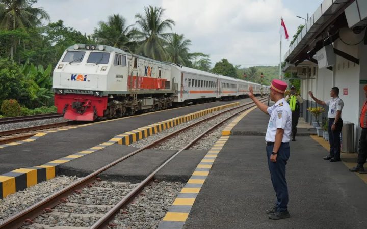 Imbas Insiden Bekasi Timur, Sejumlah KA Parahyangan Bandung Dibatalkan