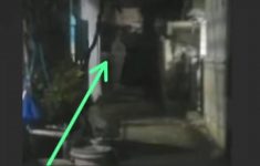 Viral Penampakan Pocong Berkeliling di Depok, Netizen: Kota Ini Lagi