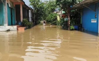 1.675 Jiwa Terdampak Banjir Tigaraksa Tangerang, Sungai Meluap hingga 1,5 Meter