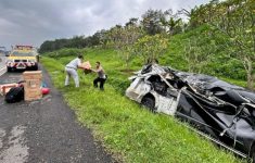 Mobil Rombongan dari Jakarta Kecelakaan di Tol Semarang-Solo, 2 Orang Tewas
