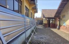 Akibat Sengketa Lahan, SDN Banusari Bandung Barat Dipagar dan KBM Terganggu