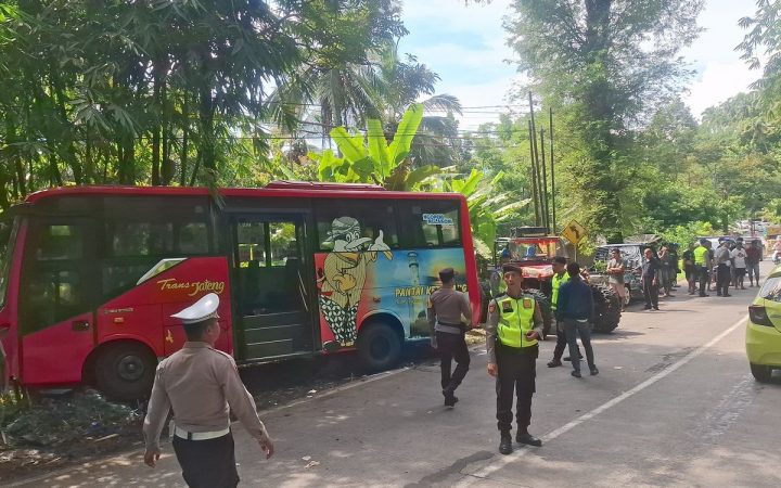 Rem Mendadak Hindari Kucing, Kecelakaan Beruntun di Purworejo Tewaskan Pemotor
