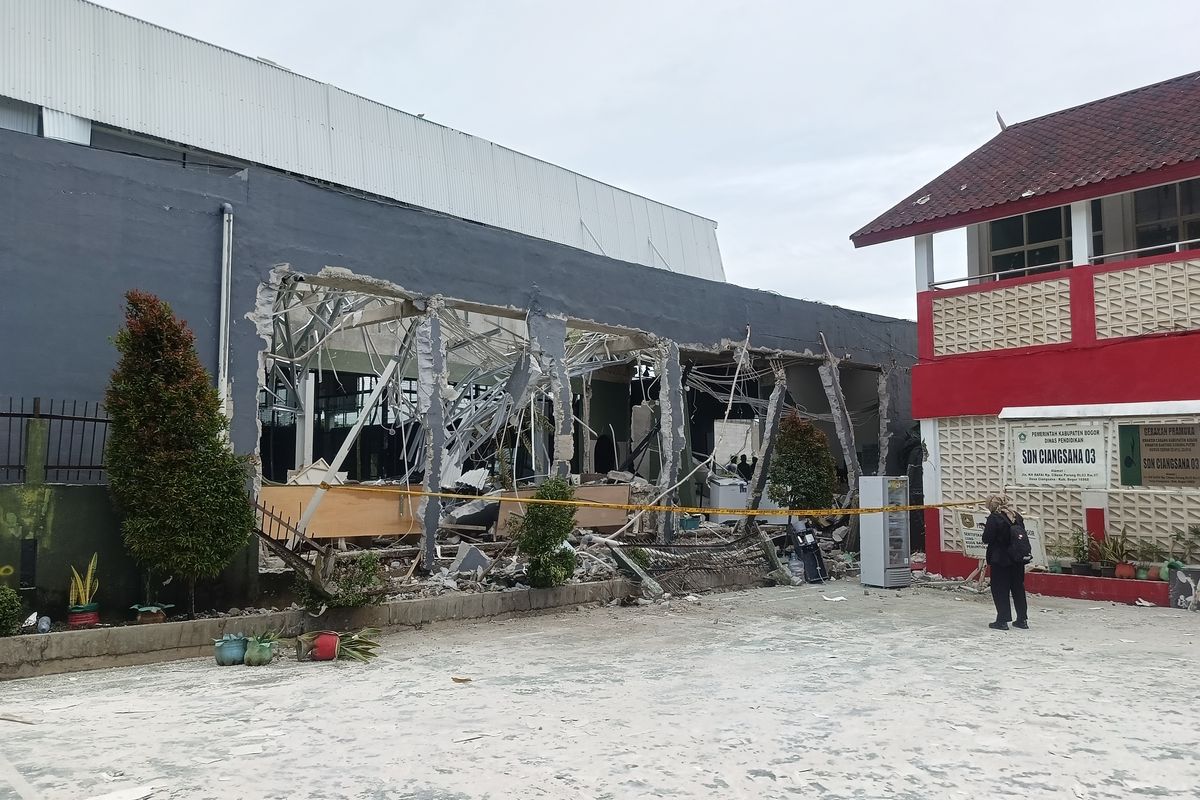 Penyebab Ledakan Lapangan Padel di Gunung Putri Bogor, SDN 03 Ciangsana Kena Imbas