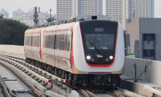 LRT Jakarta Fase 1B Uji Coba