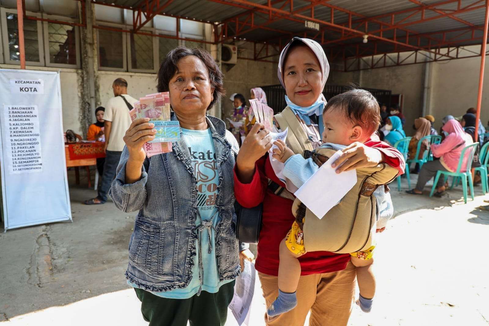 Pemerintah Salurkan Bansos April 2026