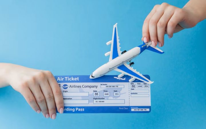 Harga Tiket Pesawat Melonjak Tajam