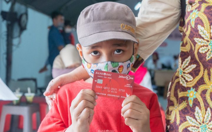 Bank Jakarta Salurkan Bantuan untuk Disabilitas