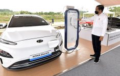 Pemprov DKI Siapkan Skema Pajak Kendaraan Listrik