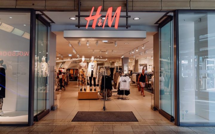 H&M Bakal Tutup 160 Toko di 2026, Fokus ke E-Commerce dan Toko Unggulan