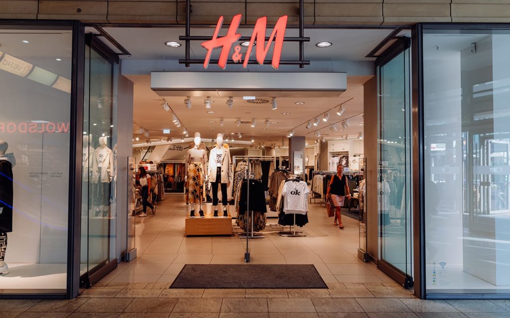 H&M Bakal Tutup 160 Toko di 2026, Fokus ke E-Commerce dan Toko Unggulan