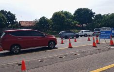 Tol Jakarta-Cikampek Padat Saat Libur May Day, Contraflow KM 55-65 Diterapkan