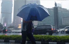 Jakarta Mulai Kemarau, Tapi Hujan Masih Turun