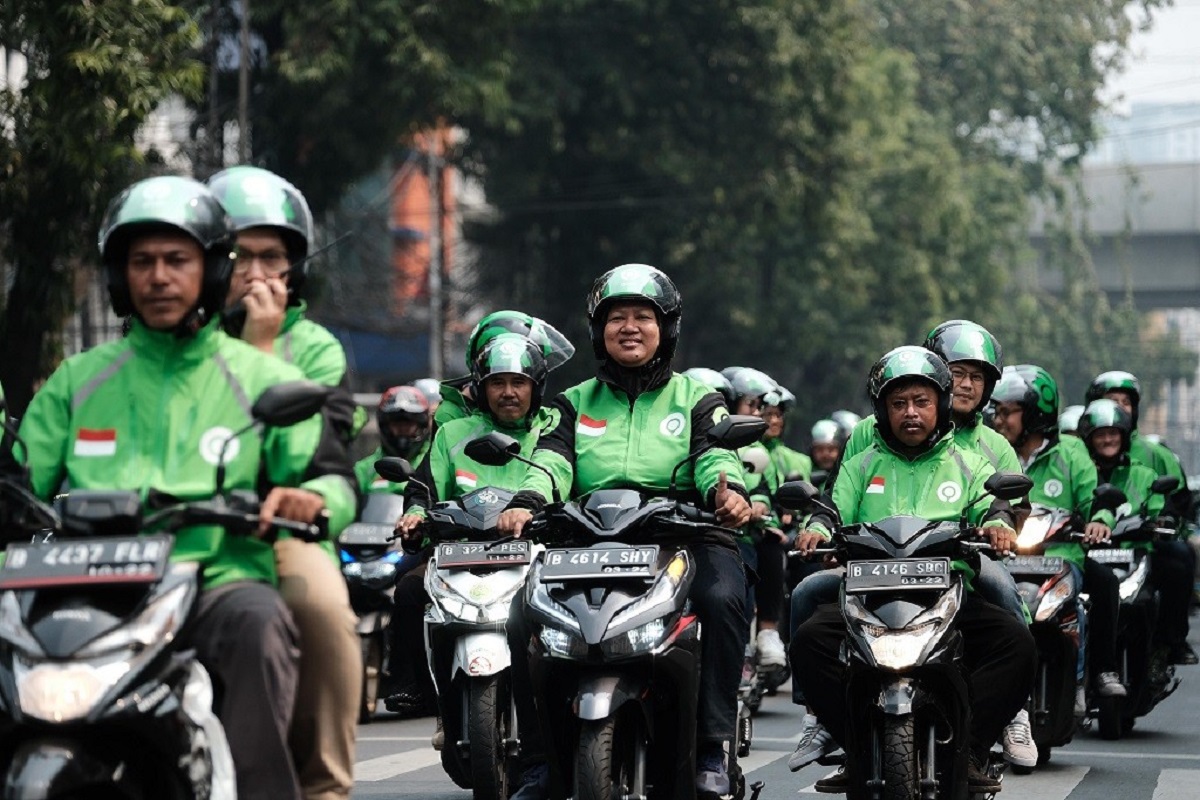 Prabowo Pangkas Potongan Ojol Jadi 8%