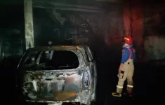 Ruko Aksesoris Mobil di Sepatan Tangerang Ludes Terbakar, Mobil dan Motor Hangus