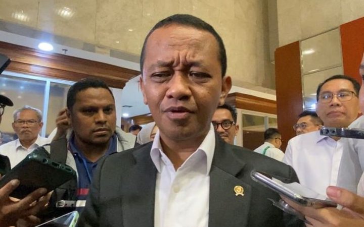 Bahlil Soroti Stok Batu Bara PLN Menipis Lebih Cepat