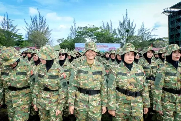 DPR Desak Penghentian Sementara Latsarmil SPPI
