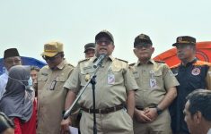 Rano Karno Ajak Korban Kebakaran Kemayoran Pindah ke Rusun: "Masa Kita Mau Berjubel-Jubel Tinggal di Sini?"