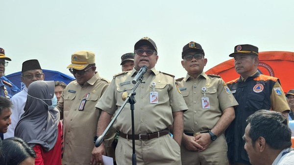 Rano Karno Ajak Korban Kebakaran Kemayoran Pindah ke Rusun: "Masa Kita Mau Berjubel-Jubel Tinggal di Sini?"