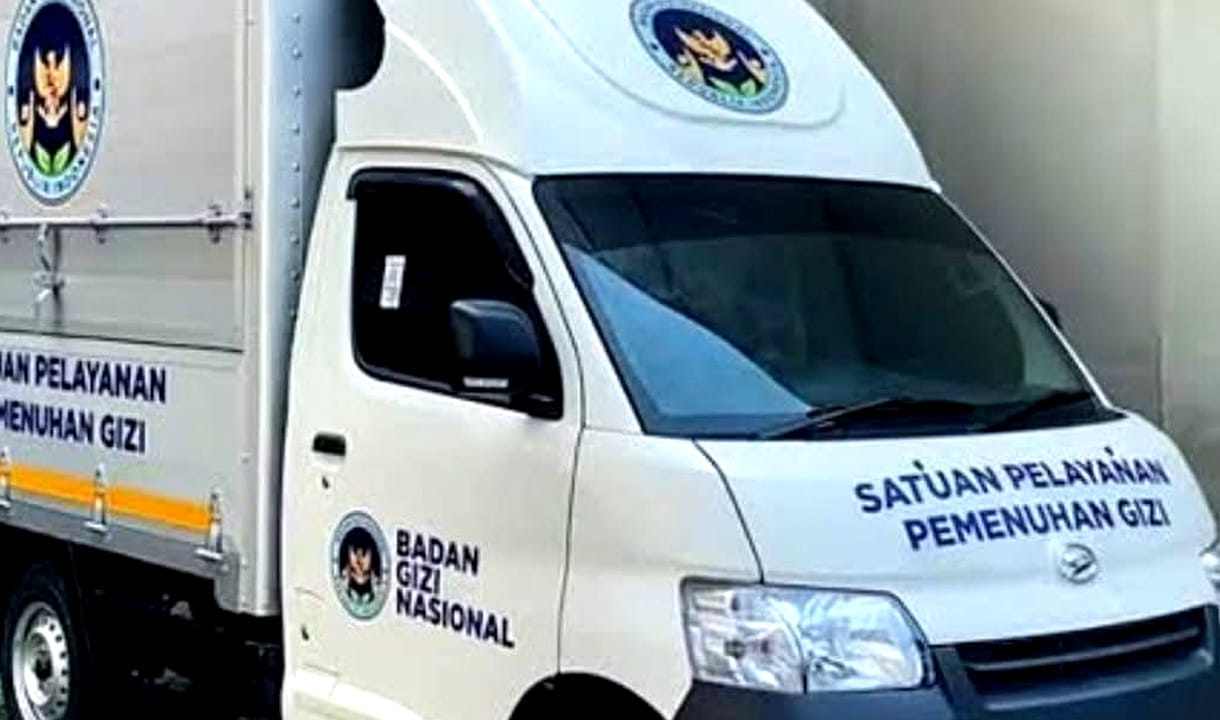 Gara-gara Sandal Tersangkut Pedal Gas, Mobil MBG Tabrak Rumah Warga di Pati