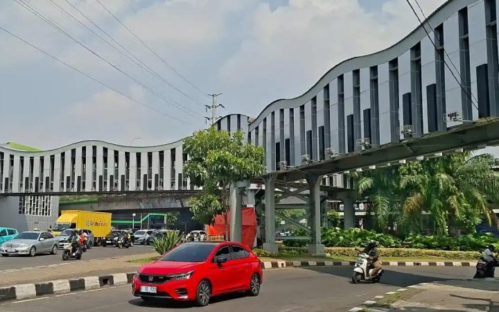 Akhirnya Dibuka! JPO Senen Kini Bisa Digunakan Warga, Ini Penjelasan Pramono