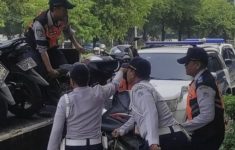 Dishub Tertibkan Parkir Liar di RSCM Jakpus, Jukir Kabur Saat Hendak Diamankan