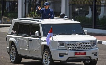 Prabowo Cerita Mobil Maung Bocor dan 'Gededak-Gededak': Demi Nasionalisme Tetap Dipakai