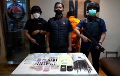 Terungkap! Sindikat Narkoba di Jaktim Gunakan Stiker Sedot WC Sebagai Kode Tempat Sabu