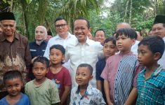 Ribuan Desa Belum Teraliri Listrik, Bahlil: Saya Juga Lahir Tidak Ada Listrik