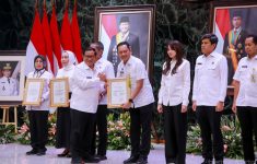 Kado HUT Jakarta! Pemprov DKI Terima 499 Sertifikat Aset Senilai Rp 22,2 Triliun