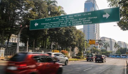 Pramono Tegaskan Tak Ada Aturan Baru Ganjil Genap di Jakarta