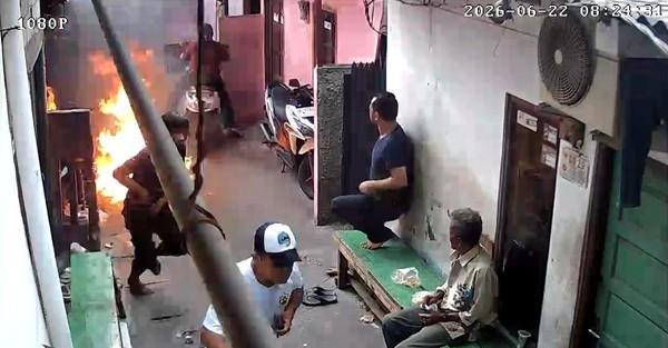 2 Pelaku Pelemparan Bom Molotov yang Lukai Ibu dan Anak di Koja Ditangkap