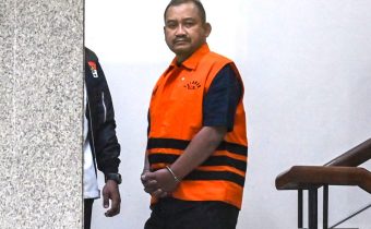 Staf KPK yang Diduga Memeras Bupati Pemalang T