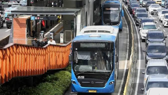 DTKJ Usulkan Tarif TransJakarta Naik Jadi Rp5.000 dan TransJabodetabek Rp10.000