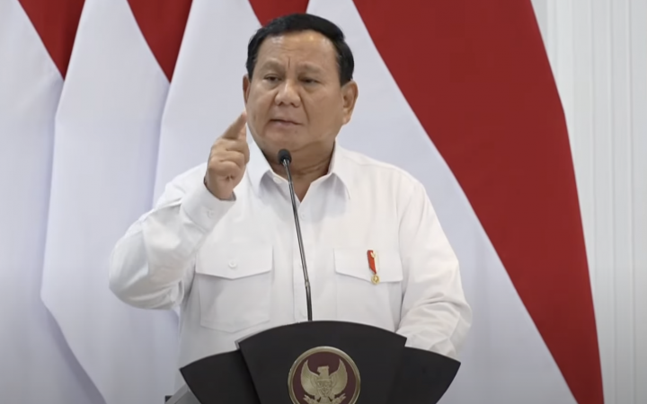 Prabowo Apresiasi Petani Saat Panen Raya TNI