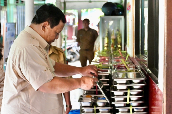 BGN Masih Kaji Wacana Anak dari Keluarga Mampu Tak Lagi Terima MBG