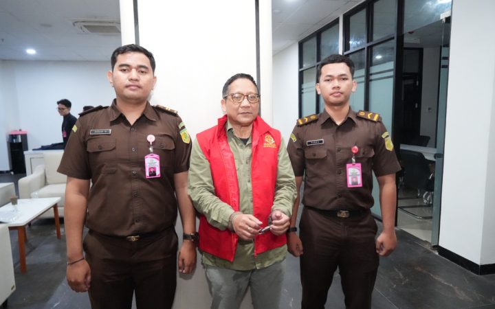 Dirut Eks Kebun Binatang Surabaya Jadi Tersangka Korupsi Anggaran Pakan
