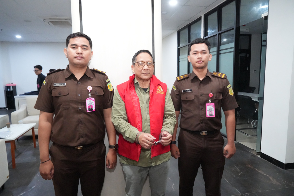 Dirut Eks Kebun Binatang Surabaya Jadi Tersangka Korupsi Anggaran Pakan