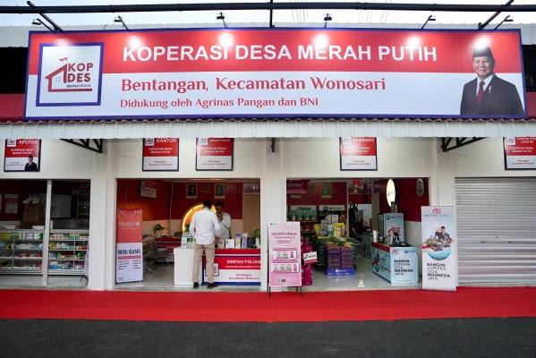 Penyaluran Bansos Akan Dipusatkan Lewat Koperasi Desa Merah Putih