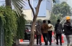 Pramono Desak Sopir Alphard yang Cekcok dengan Satpam Bundaran HI Dijatuhi Sanksi