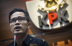 Profil Febri Diansyah