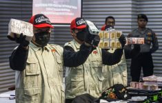 KPK Sita Uang Rp21,2 Miliar dan Emas 2,5 Kilogram