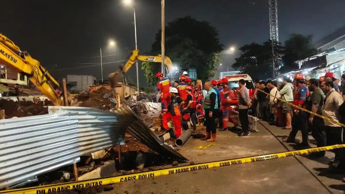 Proyek Lapangan di Manggarai Disetop Usai Bocah 4 Tahun Tewas Terperosok ke Lubang