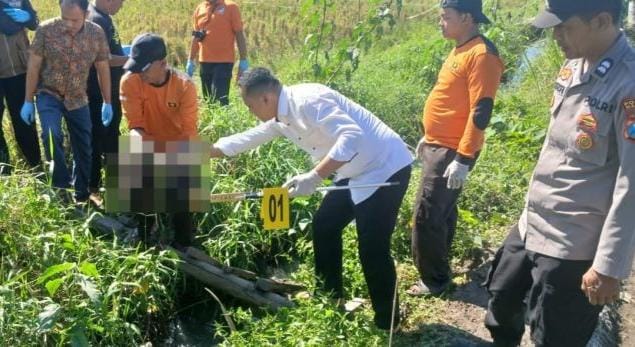 Geger! Jasad Bayi Ditemukan Mengapung di Irigasi Sawah Malang, Polisi Selidiki Pelaku Pembuangan