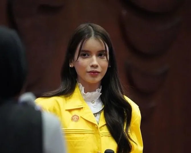 Sabrina Chairunnisa Putuskan Mundur dari Program Doktor UI