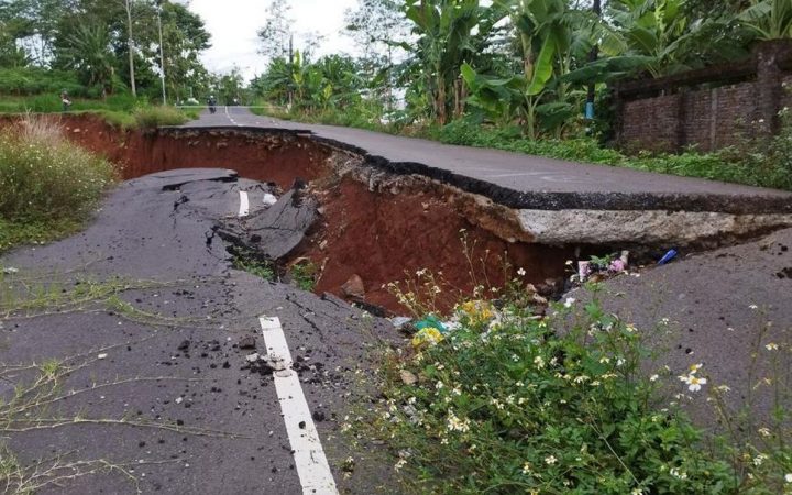 BPBD DKI Ingatkan Potensi Gerakan Tanah di 9 Kecamatan Jakarta