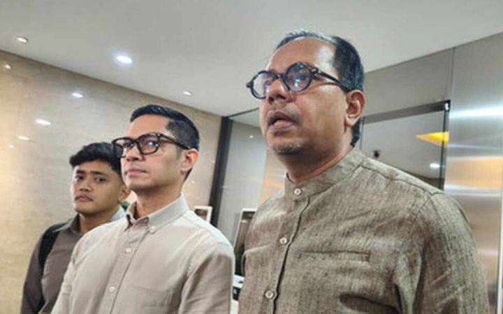 Dude Harlino Serahkan Honor Rp5,25 Miliar ke Bareskrim