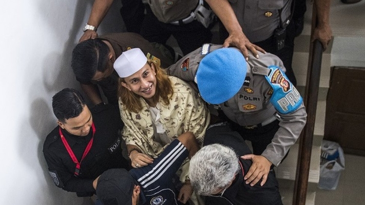 Bahar bin Smith Janji Kawal Kasus Bambang dan Fatur