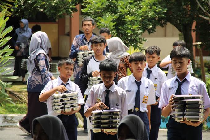 Ratusan Sekolah Disebut Tak Membutuhkan MBG