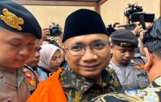 Yaqut Didakwa Rugikan Negara Rp622 Miliar