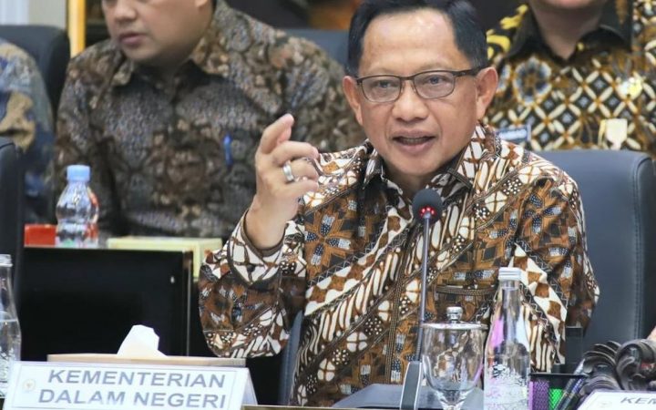 Mendagri Tito Pastikan Tak Ada PHK PPPK di Daerah
